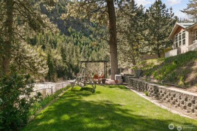 8831 Entiat River Road , Entiat, WA 98822 - Photo 32
