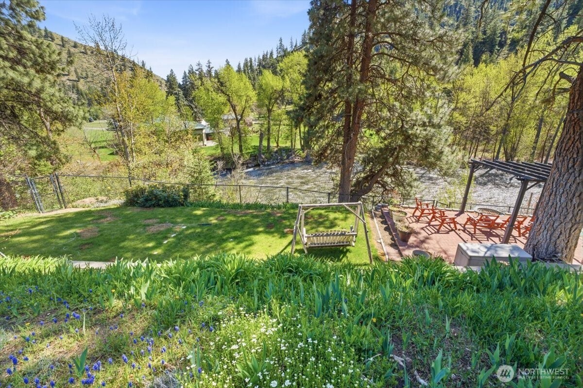 8831 Entiat River Road , Entiat, WA 98822