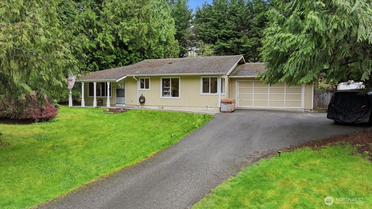 23247 35th Avenue W, Brier, WA 98036