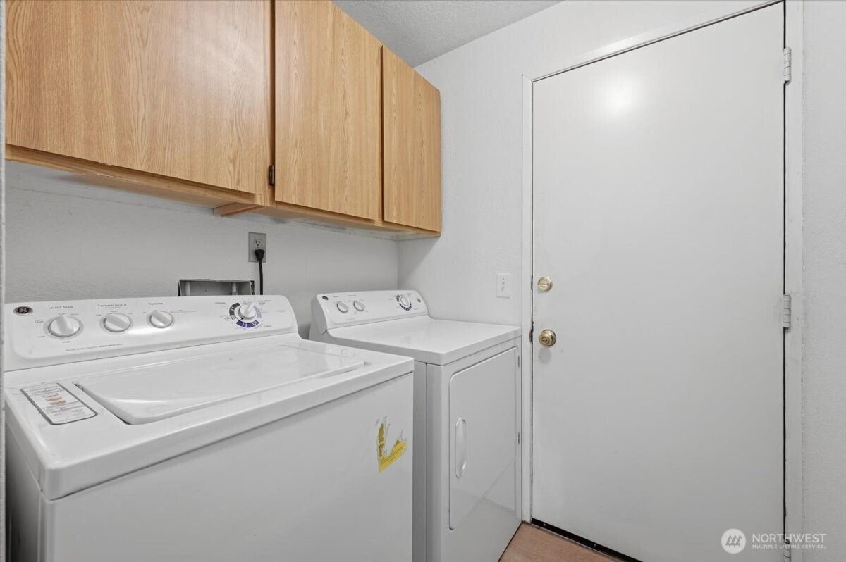 23247 35th Avenue W, Brier, WA 98036