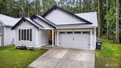 22209 Bluewater Drive SE, Yelm, WA 98597 - Photo 2