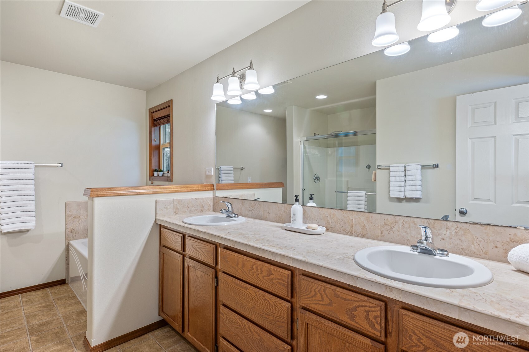 13115 26th Avenue SE #13, Everett, WA 98208