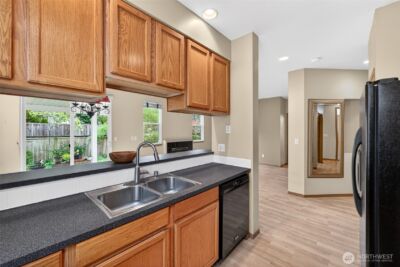 11310 3rd Avenue Ct E, Tacoma, WA 98445 - Photo 6