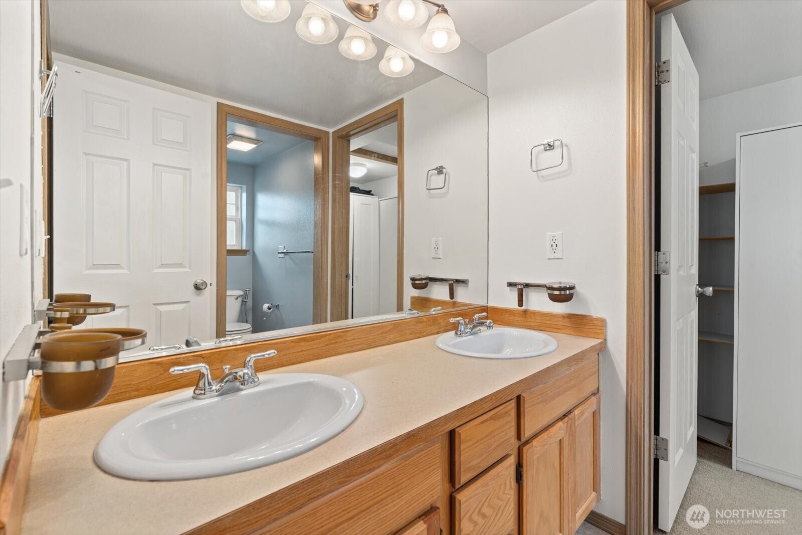 15408 14th Avenue W, Lynnwood, WA 98087