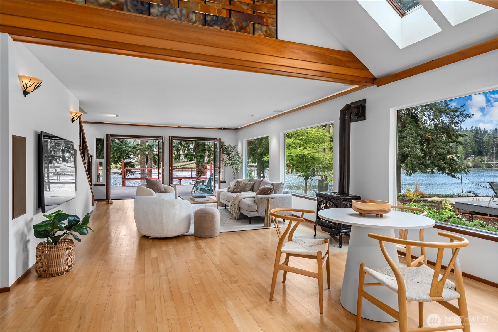 6810 NE Wood Bay Lane , Poulsbo, WA 98370