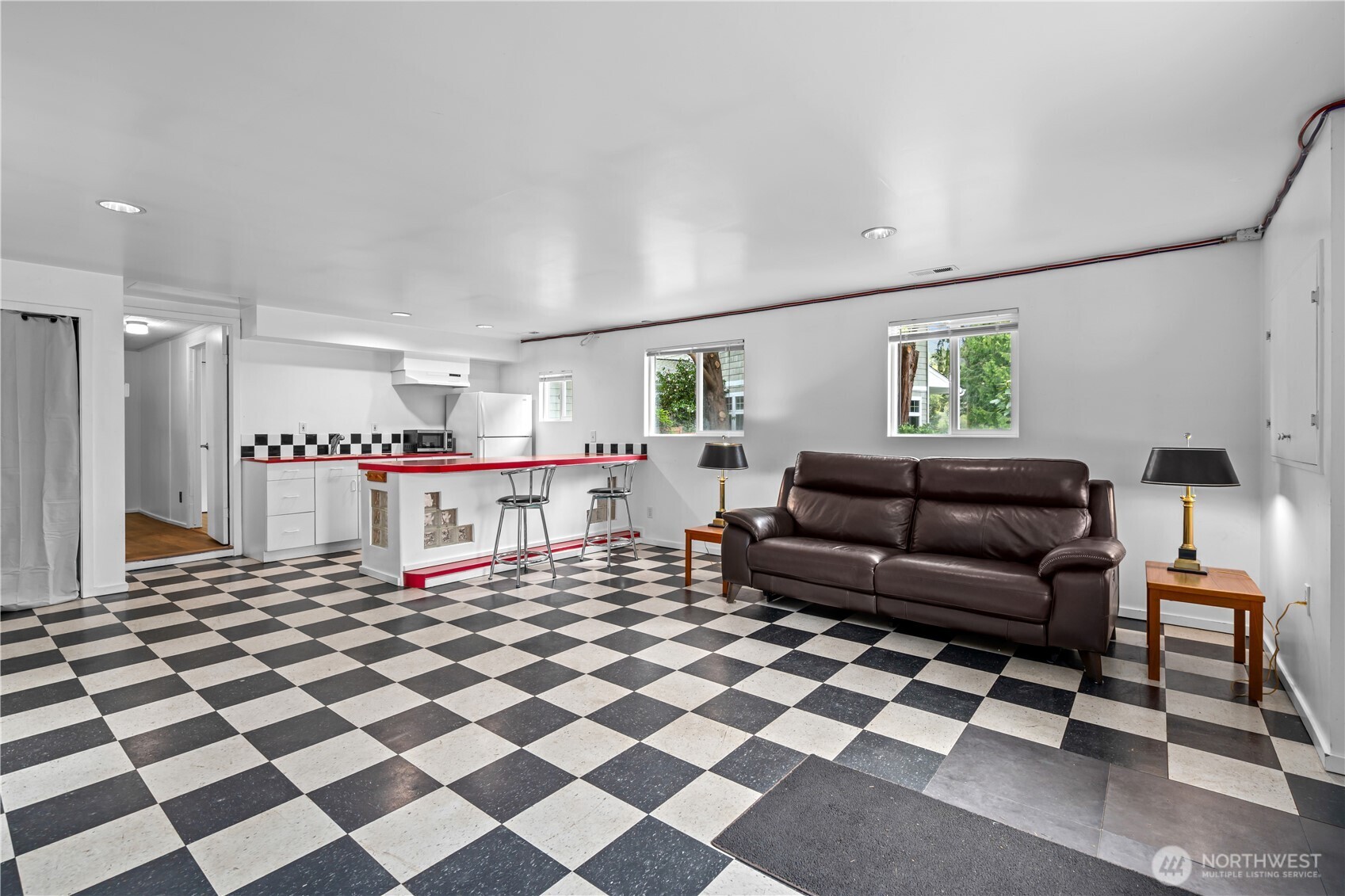 6810 NE Wood Bay Lane , Poulsbo, WA 98370