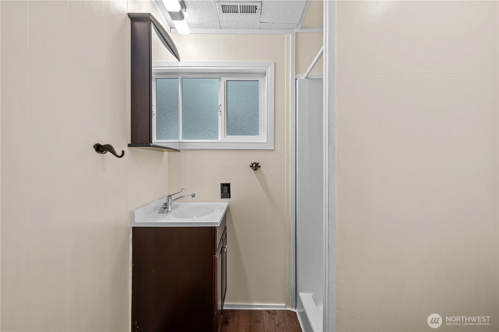 6810 NE Wood Bay Lane , Poulsbo, WA 98370