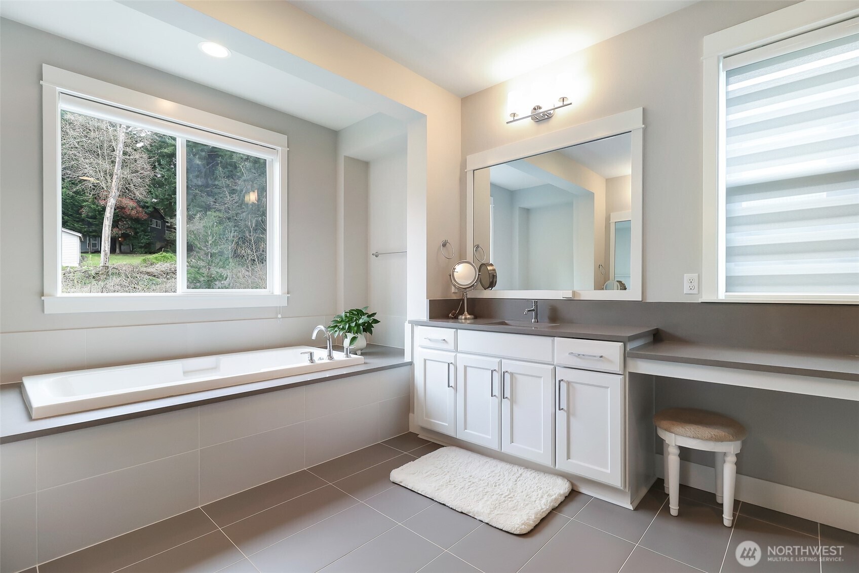 31312 43rd Place SW, Federal Way, WA 98023