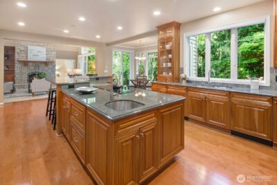 13695 NE 32nd Place , Bellevue, WA 98005 - Photo 12