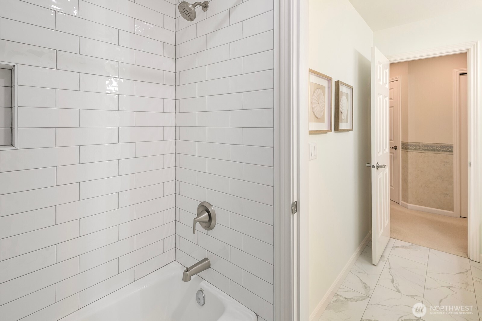 13695 NE 32nd Place , Bellevue, WA 98005
