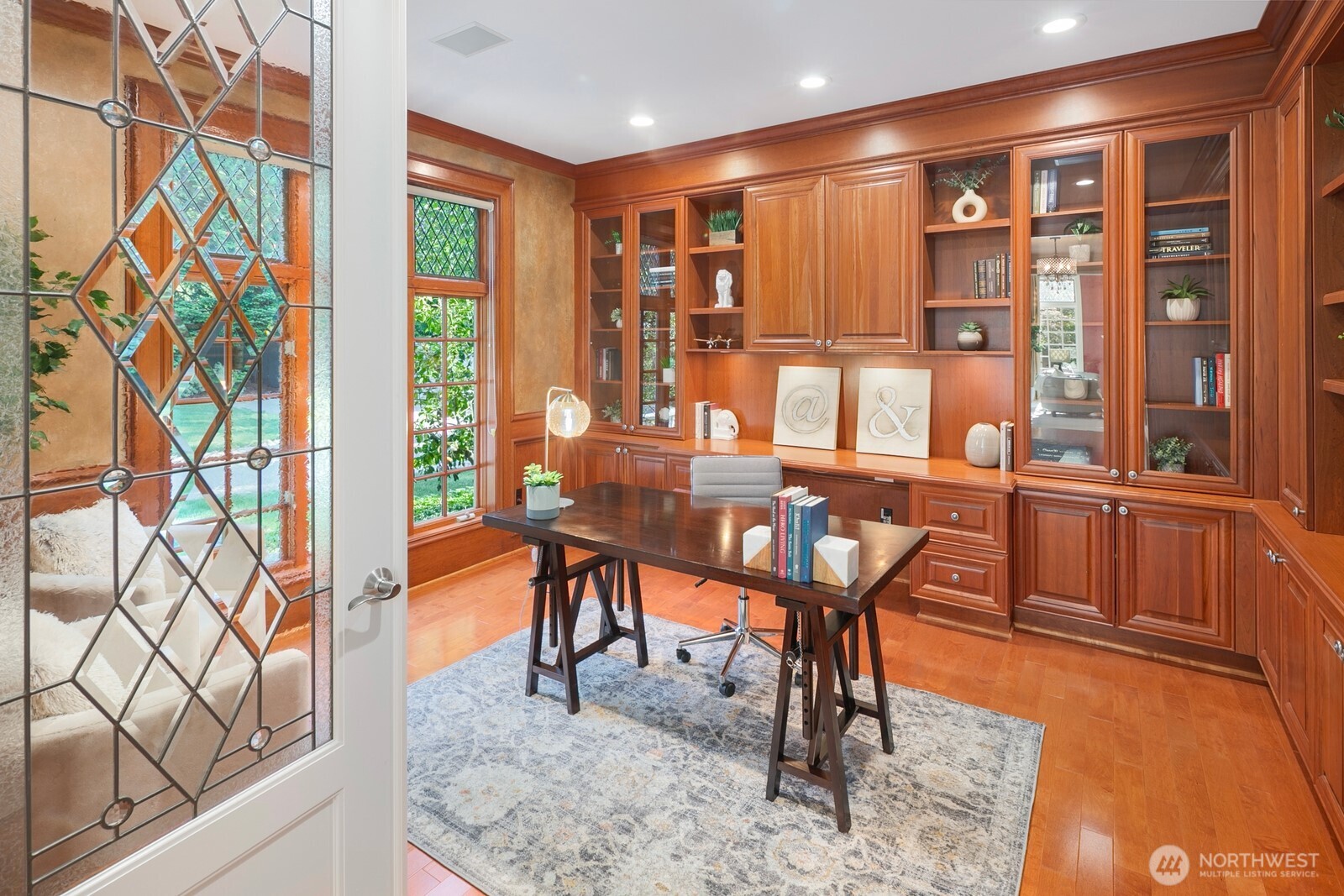 13695 NE 32nd Place , Bellevue, WA 98005