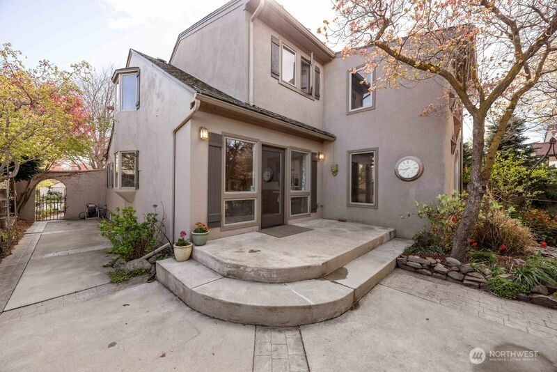 22 N Franklin Avenue , Wenatchee, WA 98801