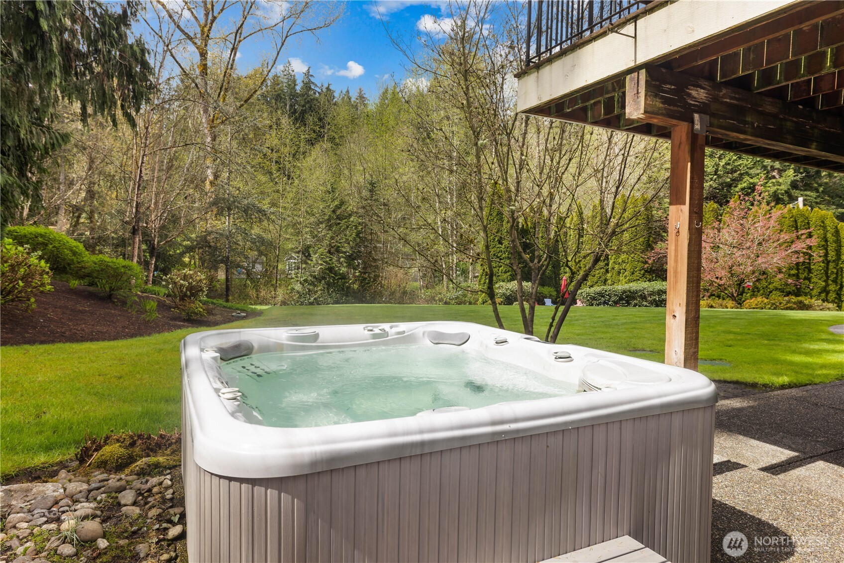 4727 NE Rova Road , Poulsbo, WA 98370