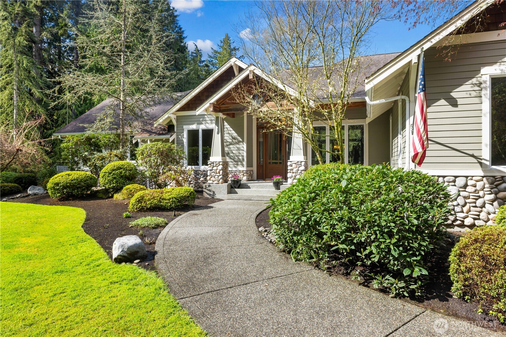 4727 NE Rova Road , Poulsbo, WA 98370