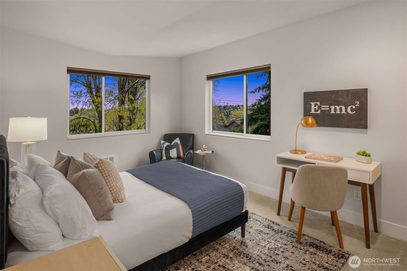 305 24th Avenue E, Seattle, WA 98112