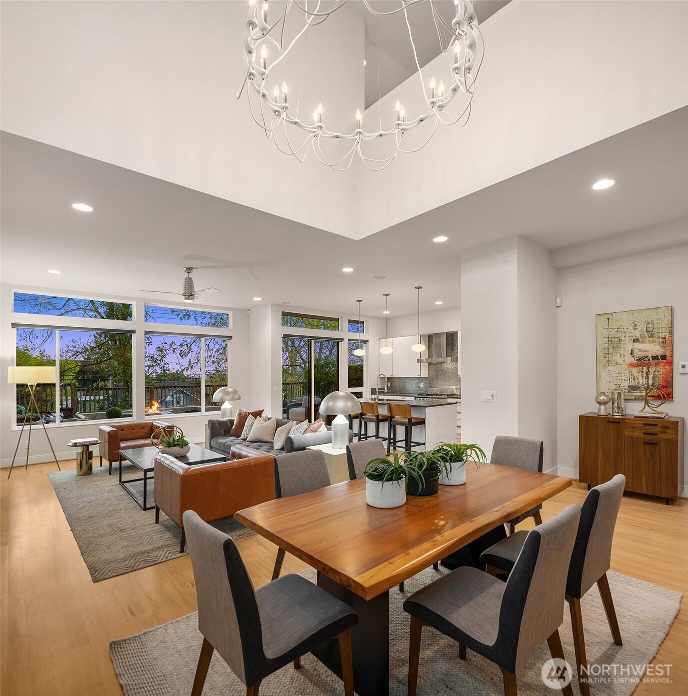305 24th Avenue E, Seattle, WA 98112