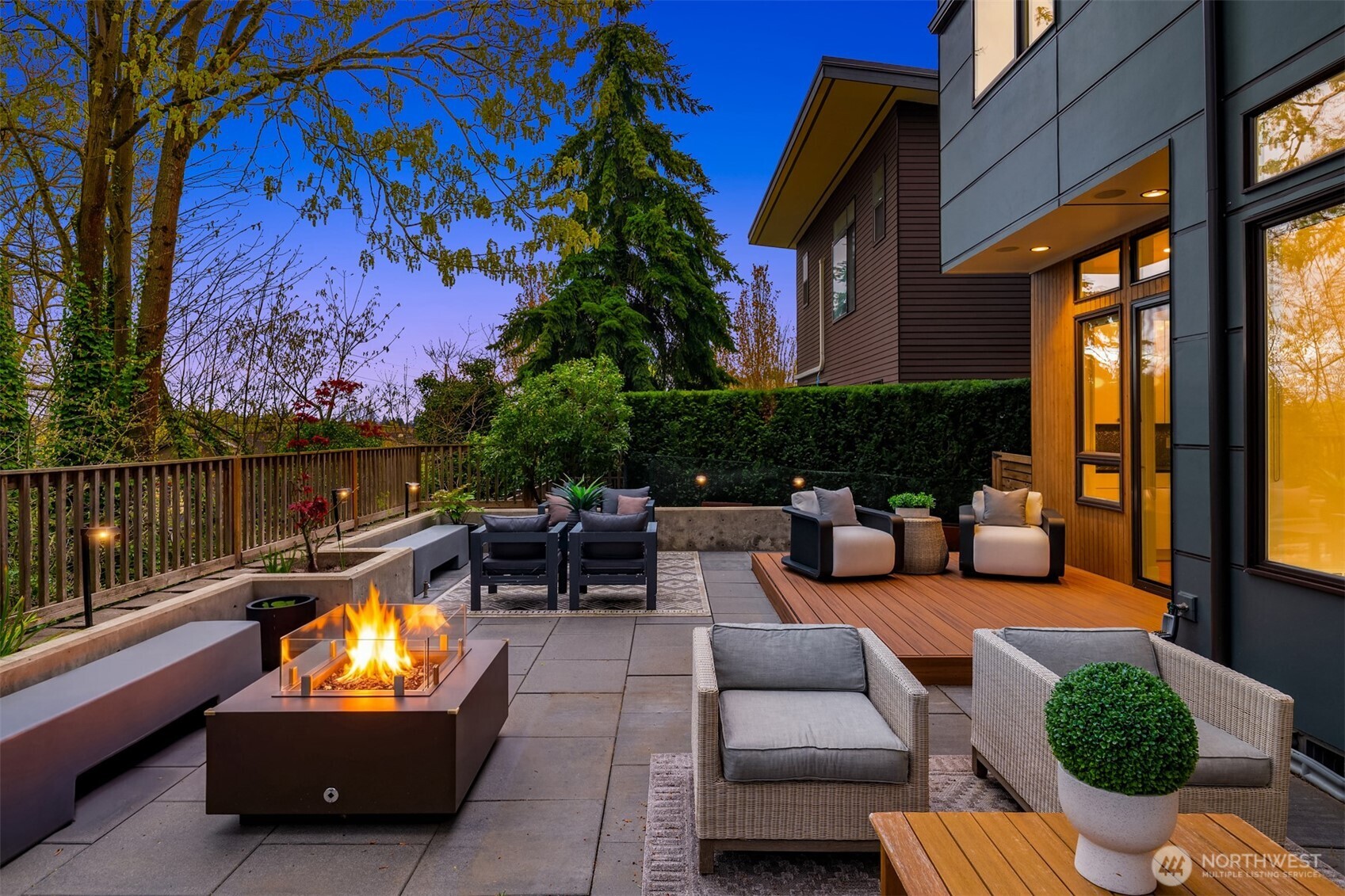 305 24th Avenue E, Seattle, WA 98112