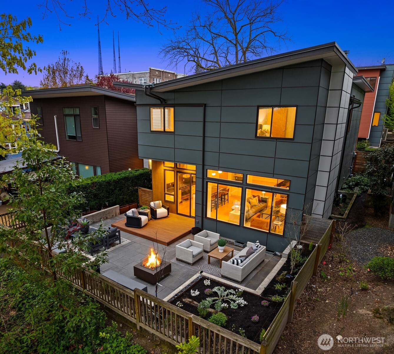 305 24th Avenue E, Seattle, WA 98112