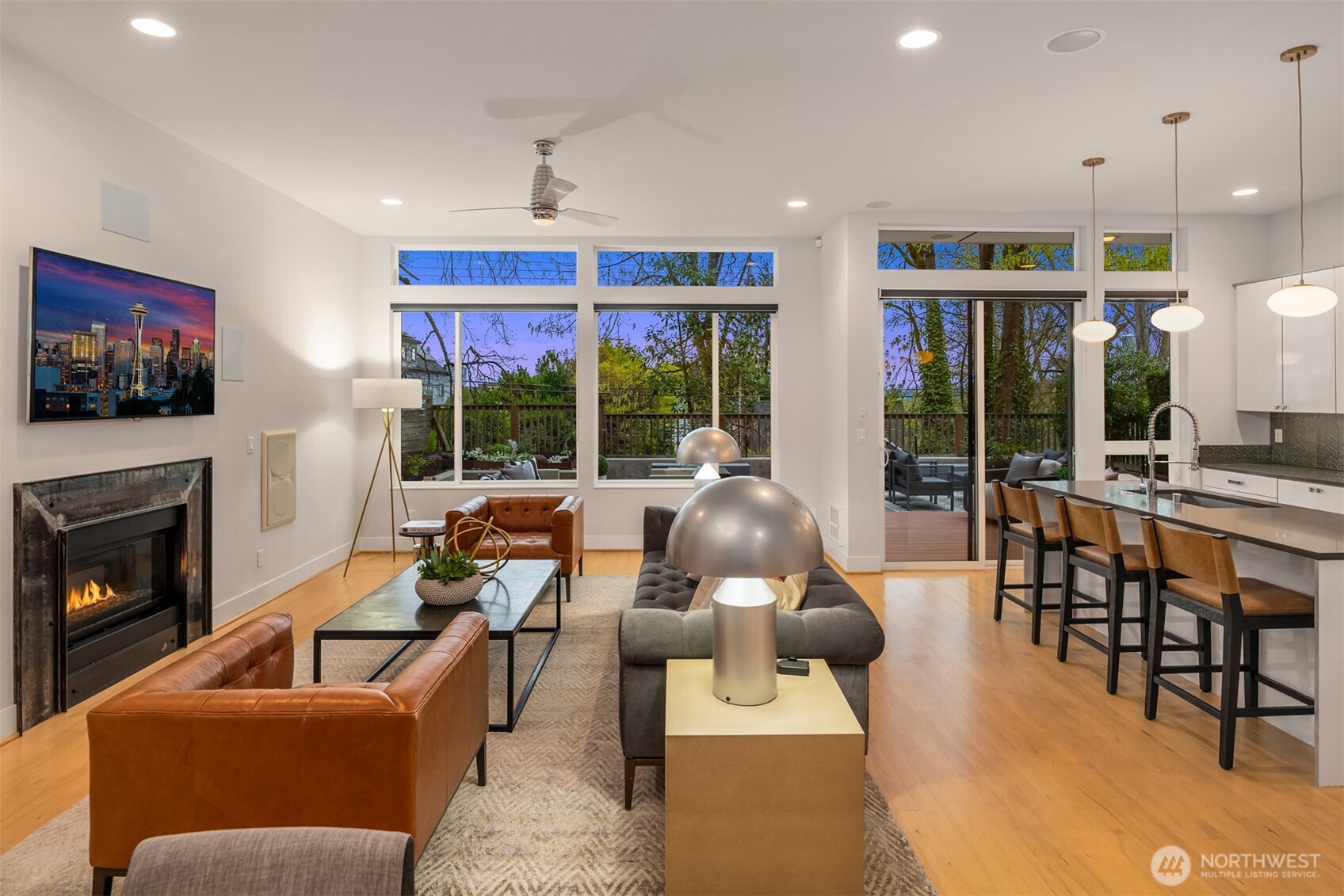 305 24th Avenue E, Seattle, WA 98112