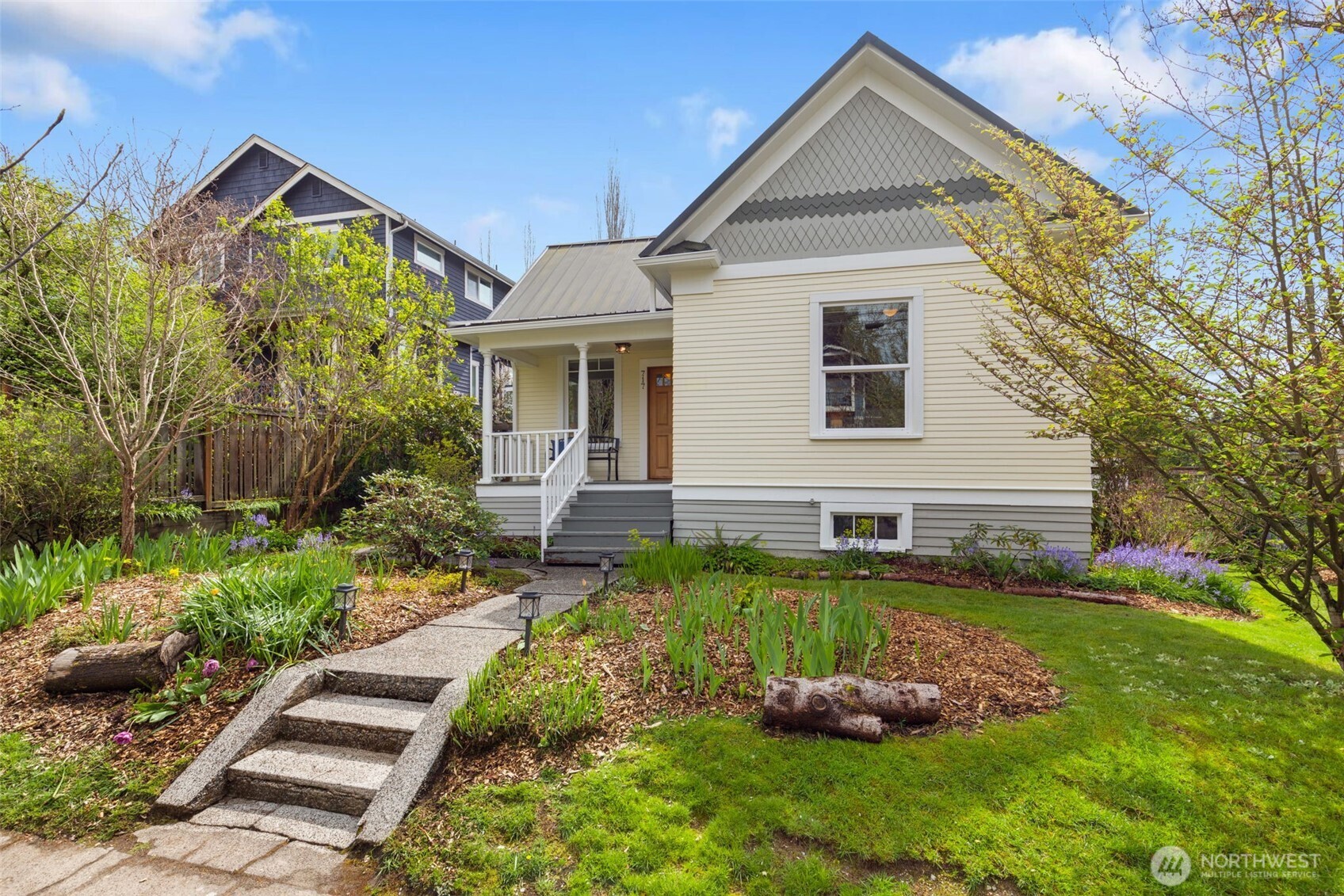 717 N 73rd Street , Seattle, WA 98103