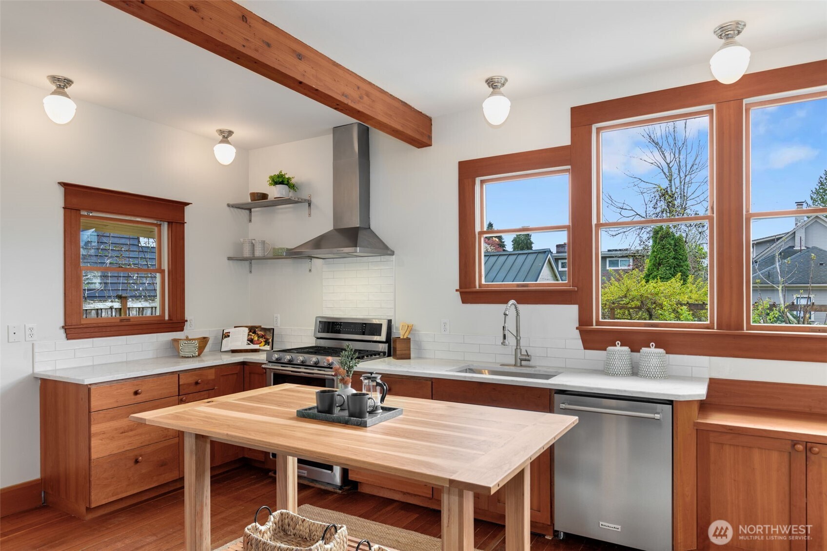 717 N 73rd Street , Seattle, WA 98103