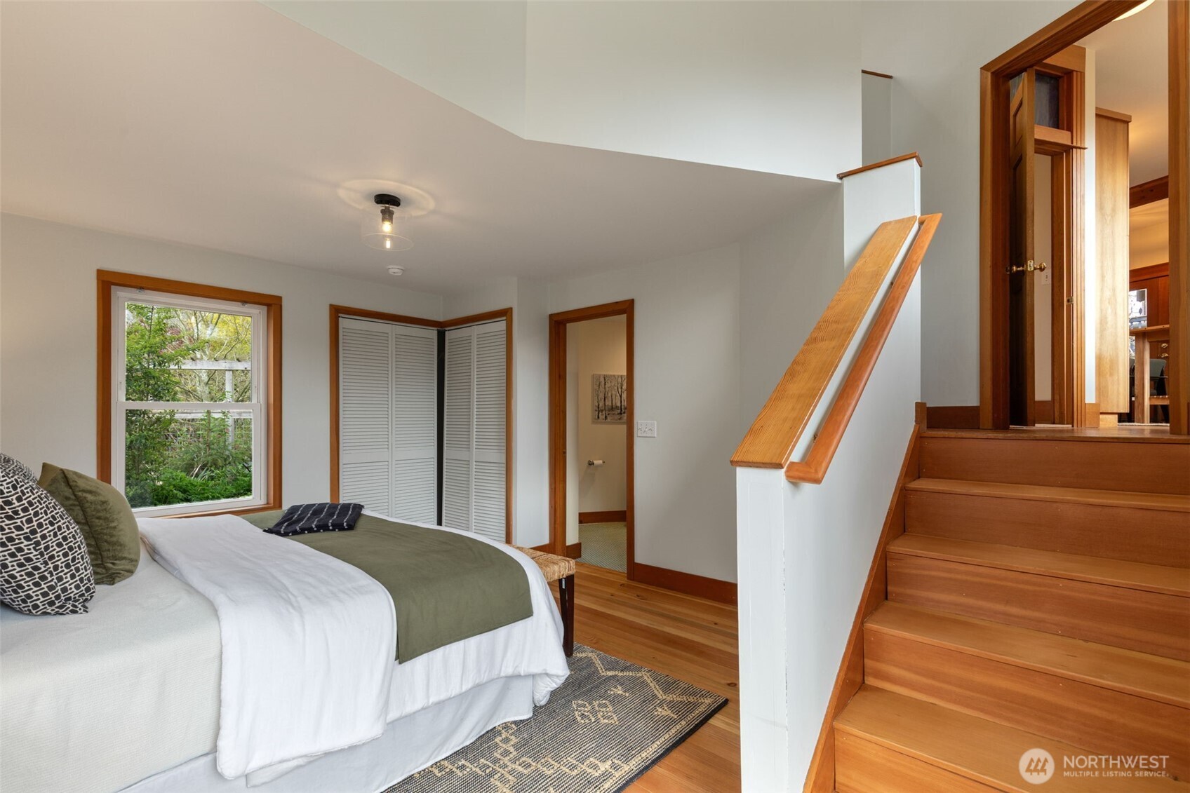 717 N 73rd Street , Seattle, WA 98103