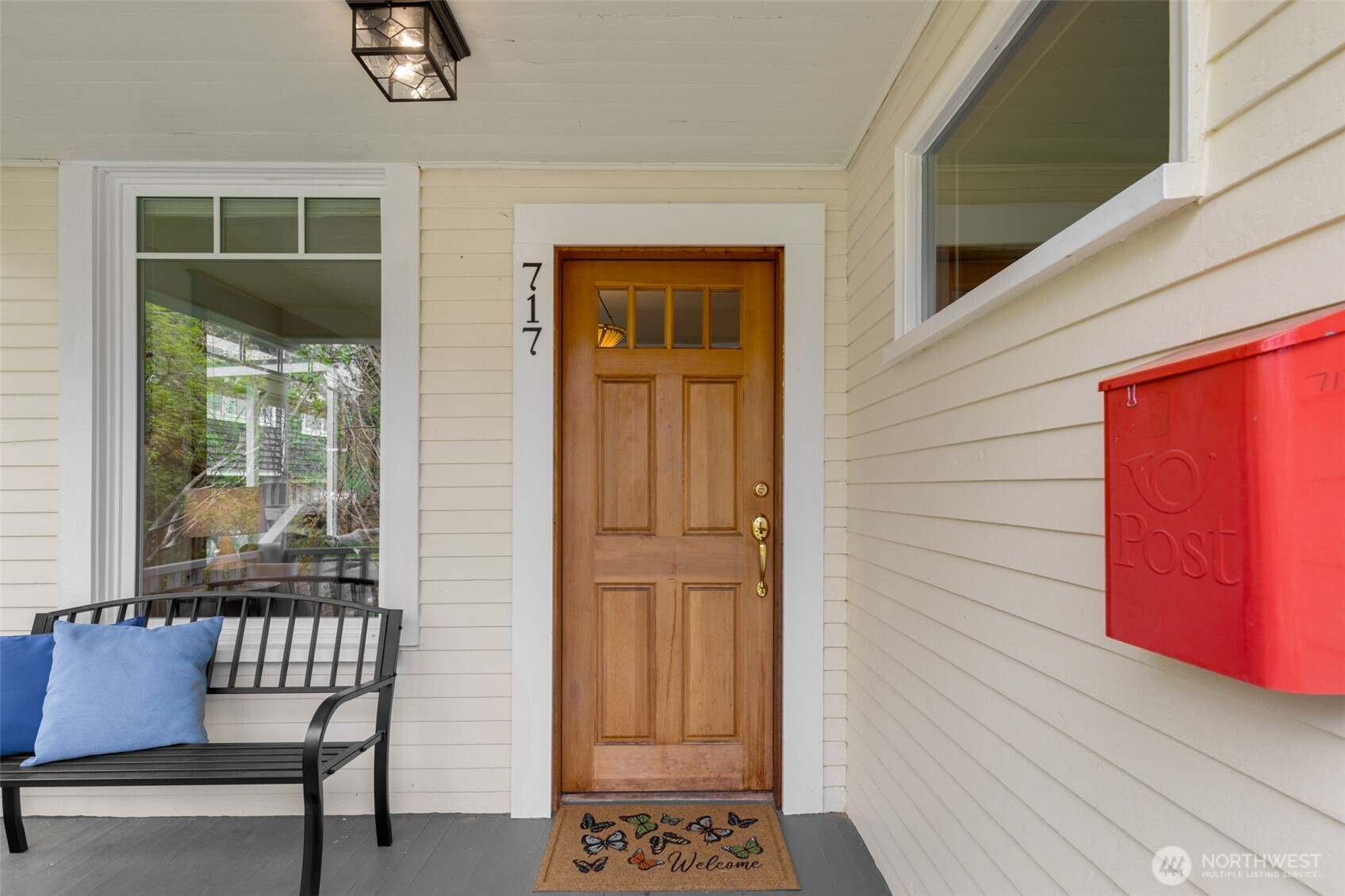 717 N 73rd Street , Seattle, WA 98103
