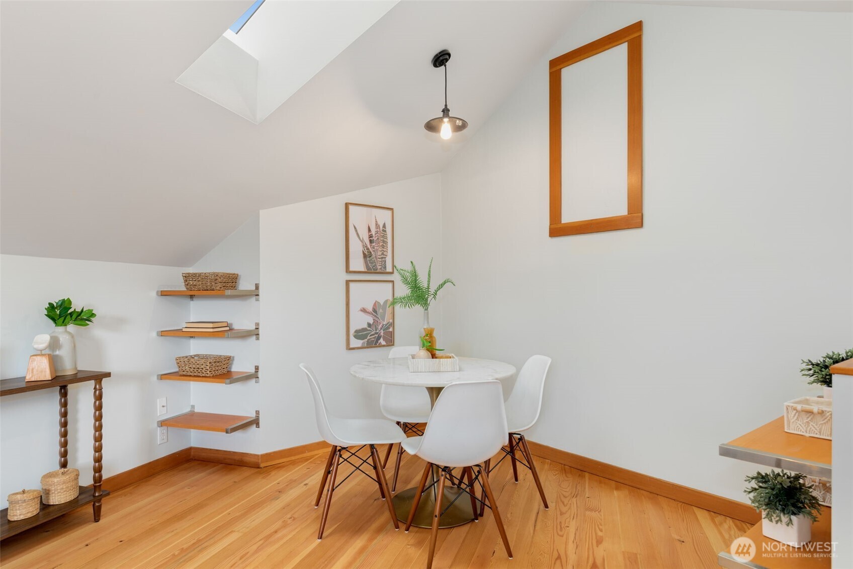 717 N 73rd Street , Seattle, WA 98103