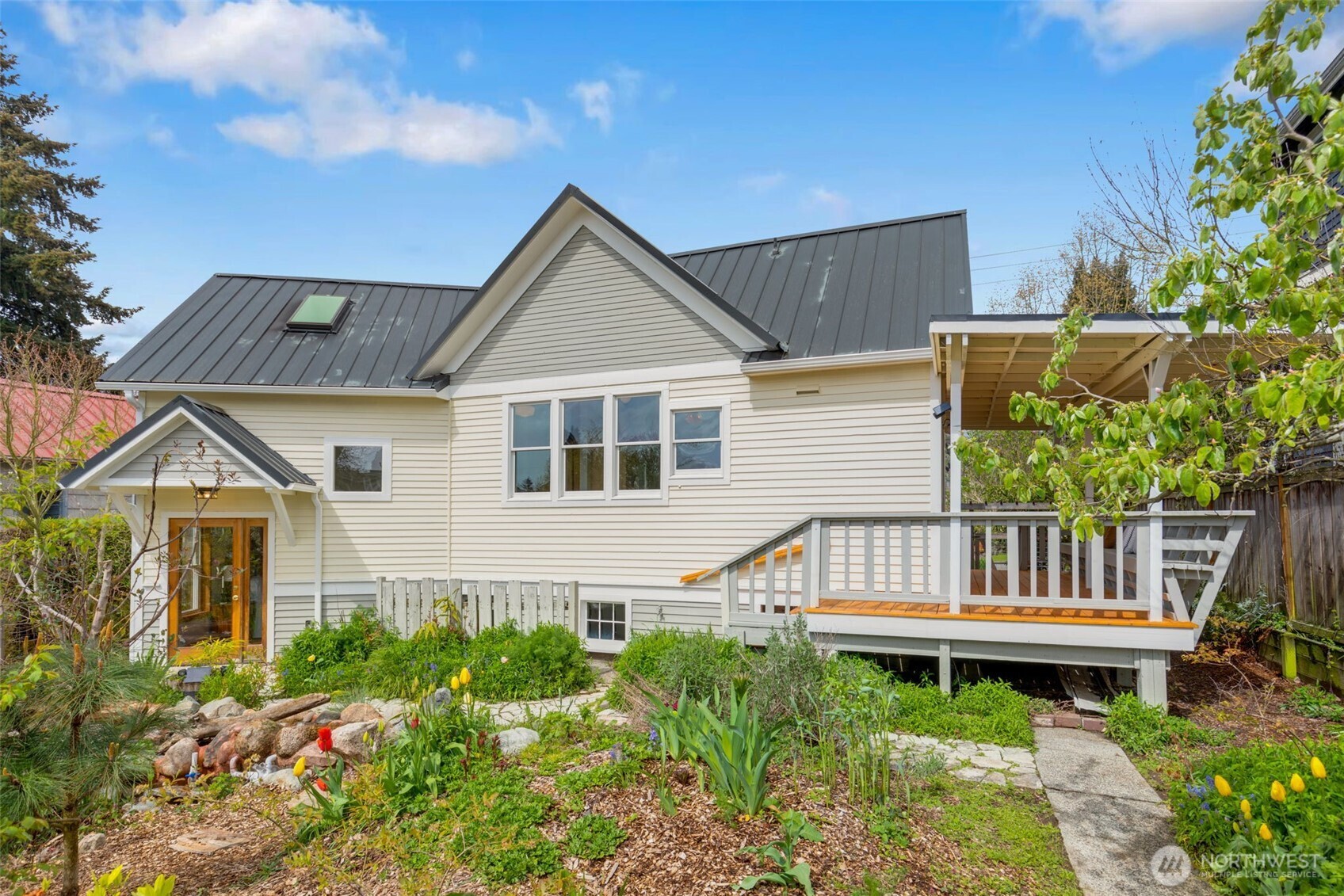 717 N 73rd Street , Seattle, WA 98103