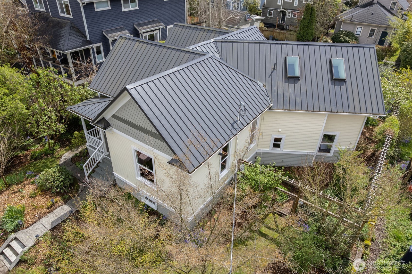 717 N 73rd Street , Seattle, WA 98103