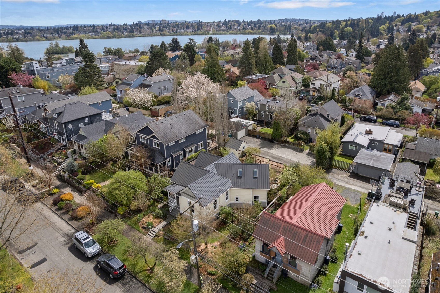 717 N 73rd Street , Seattle, WA 98103
