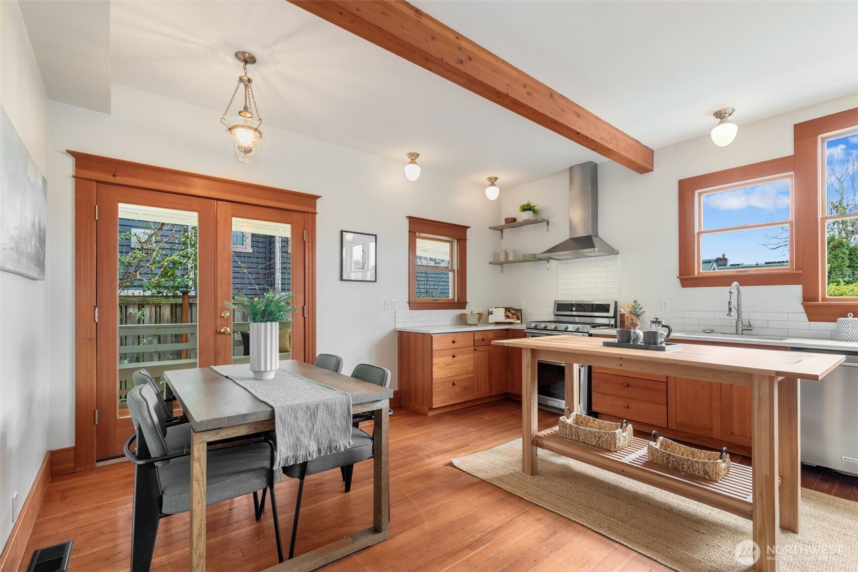 717 N 73rd Street , Seattle, WA 98103
