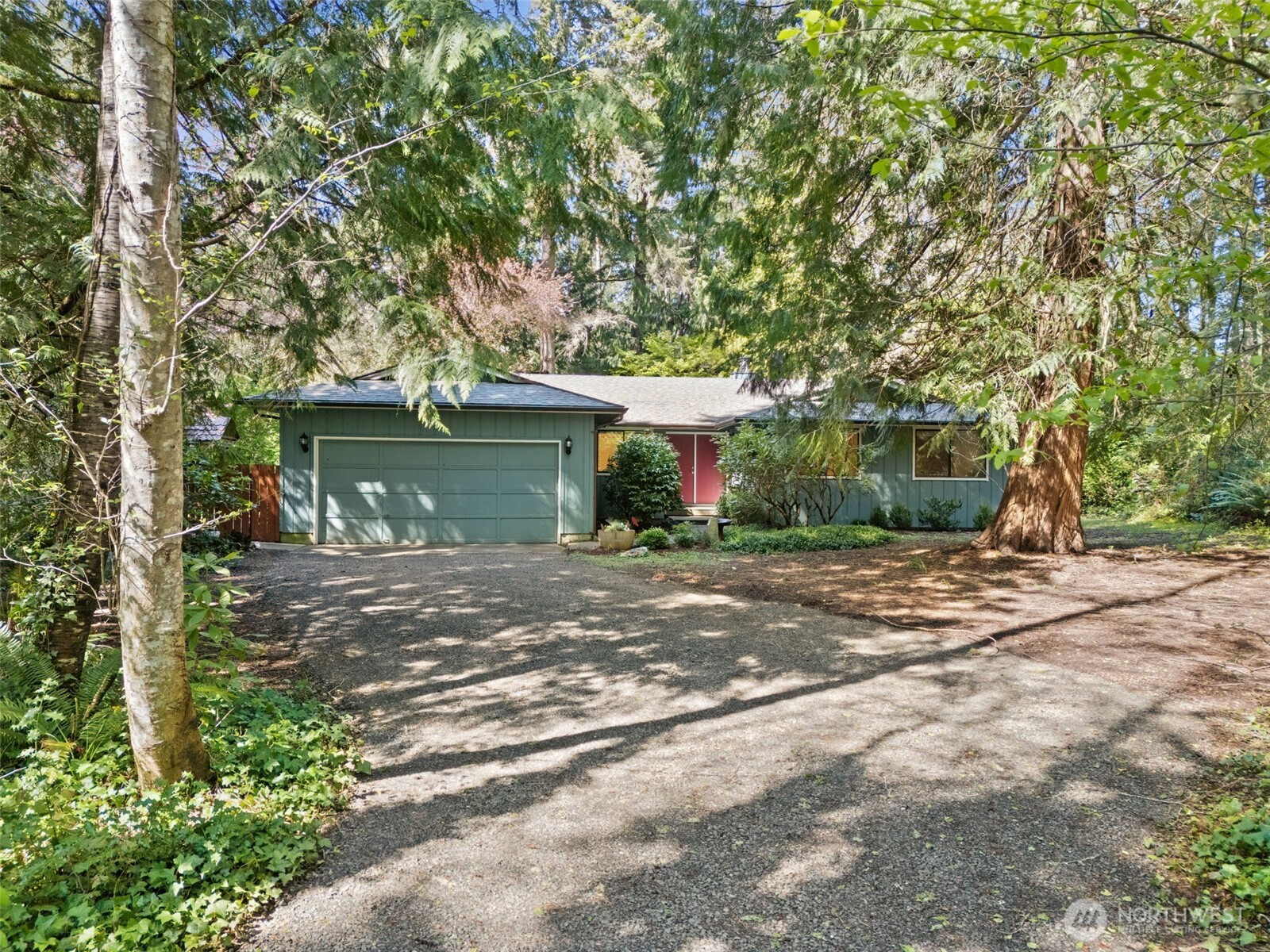 5496 NE Laura Loop , Poulsbo, WA 98370