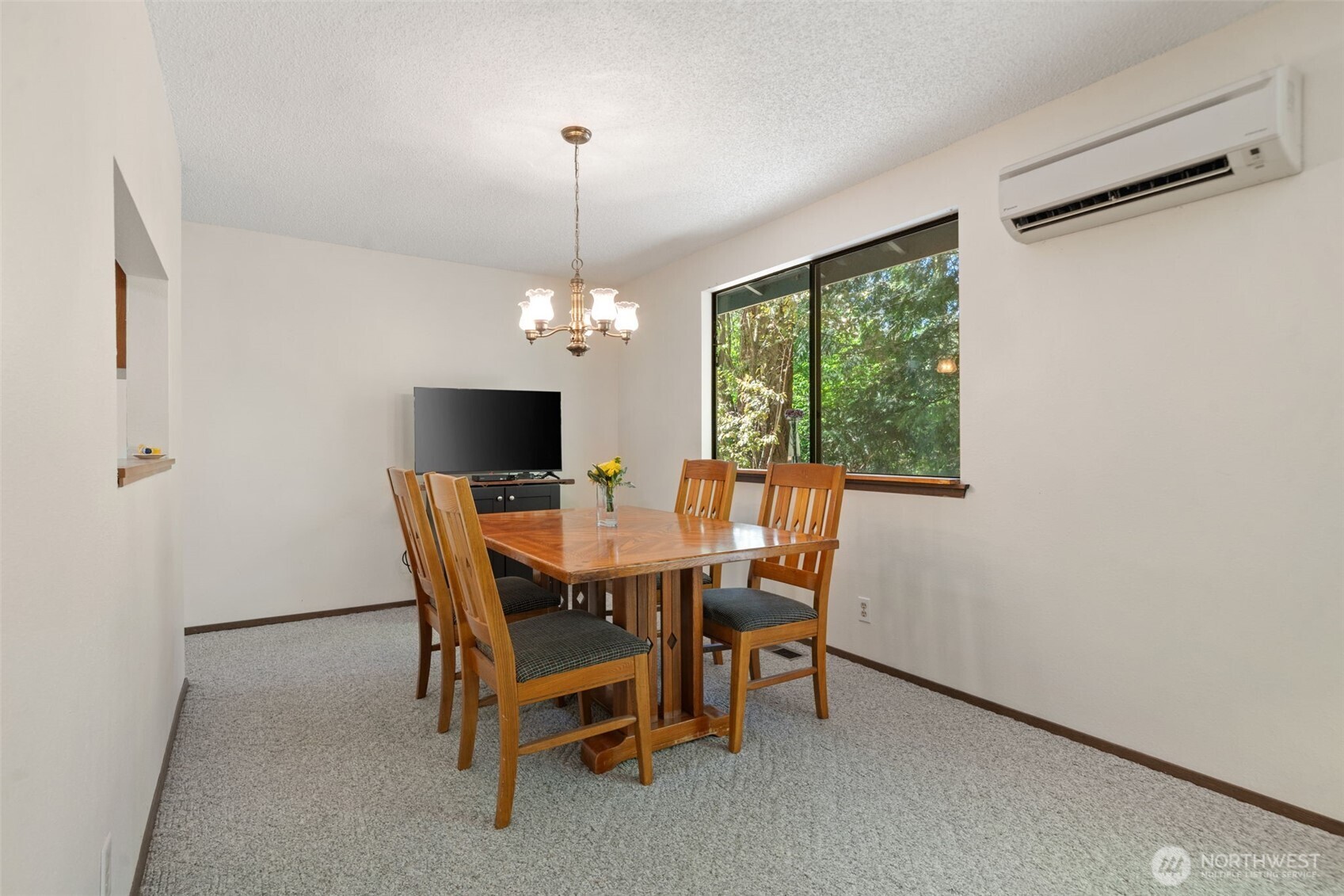 5496 NE Laura Loop , Poulsbo, WA 98370