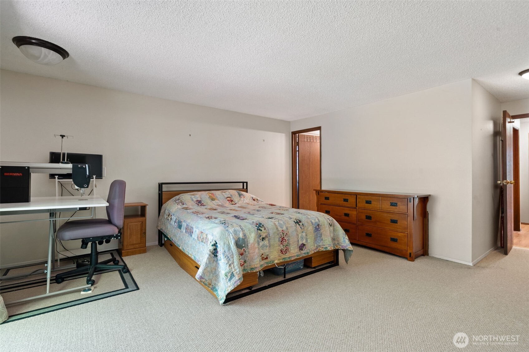 5496 NE Laura Loop , Poulsbo, WA 98370