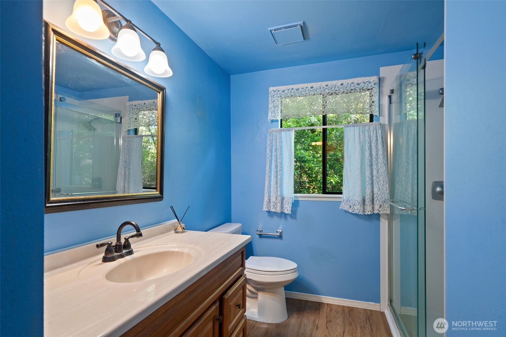 5496 NE Laura Loop , Poulsbo, WA 98370