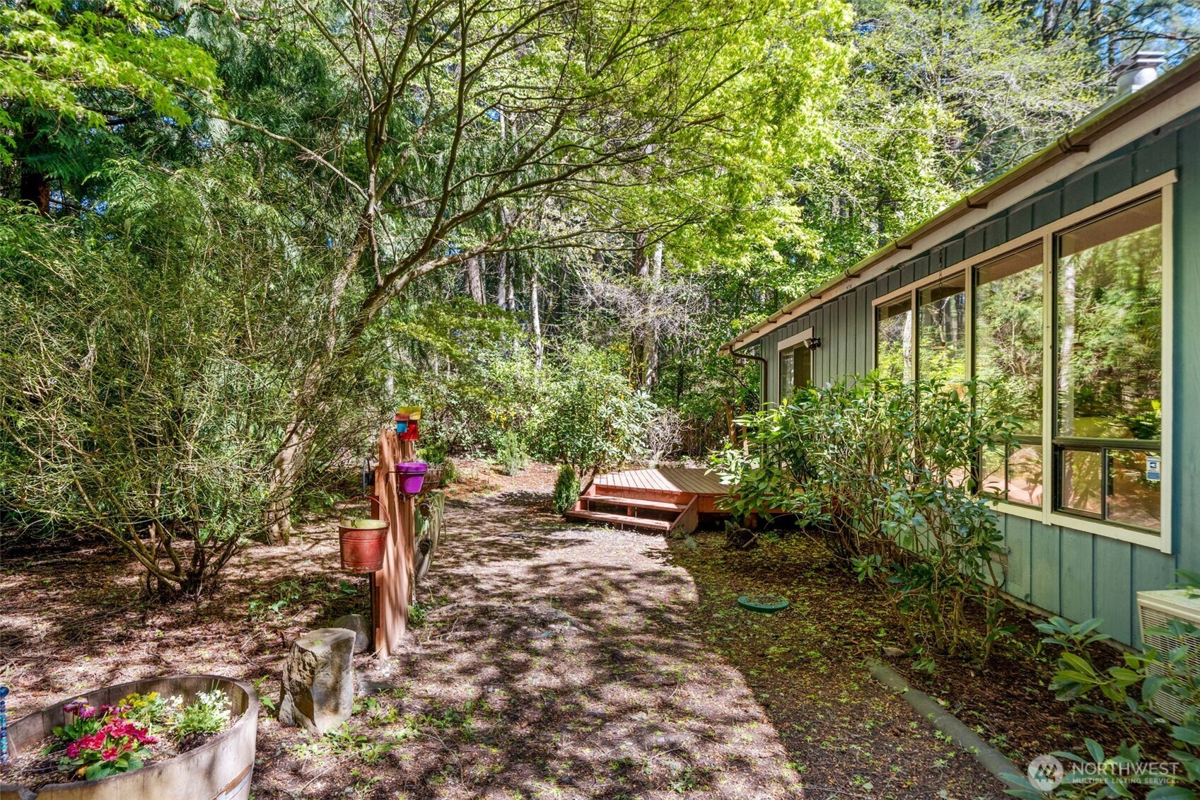 5496 NE Laura Loop , Poulsbo, WA 98370