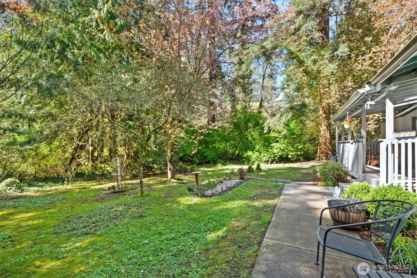 5496 NE Laura Loop , Poulsbo, WA 98370