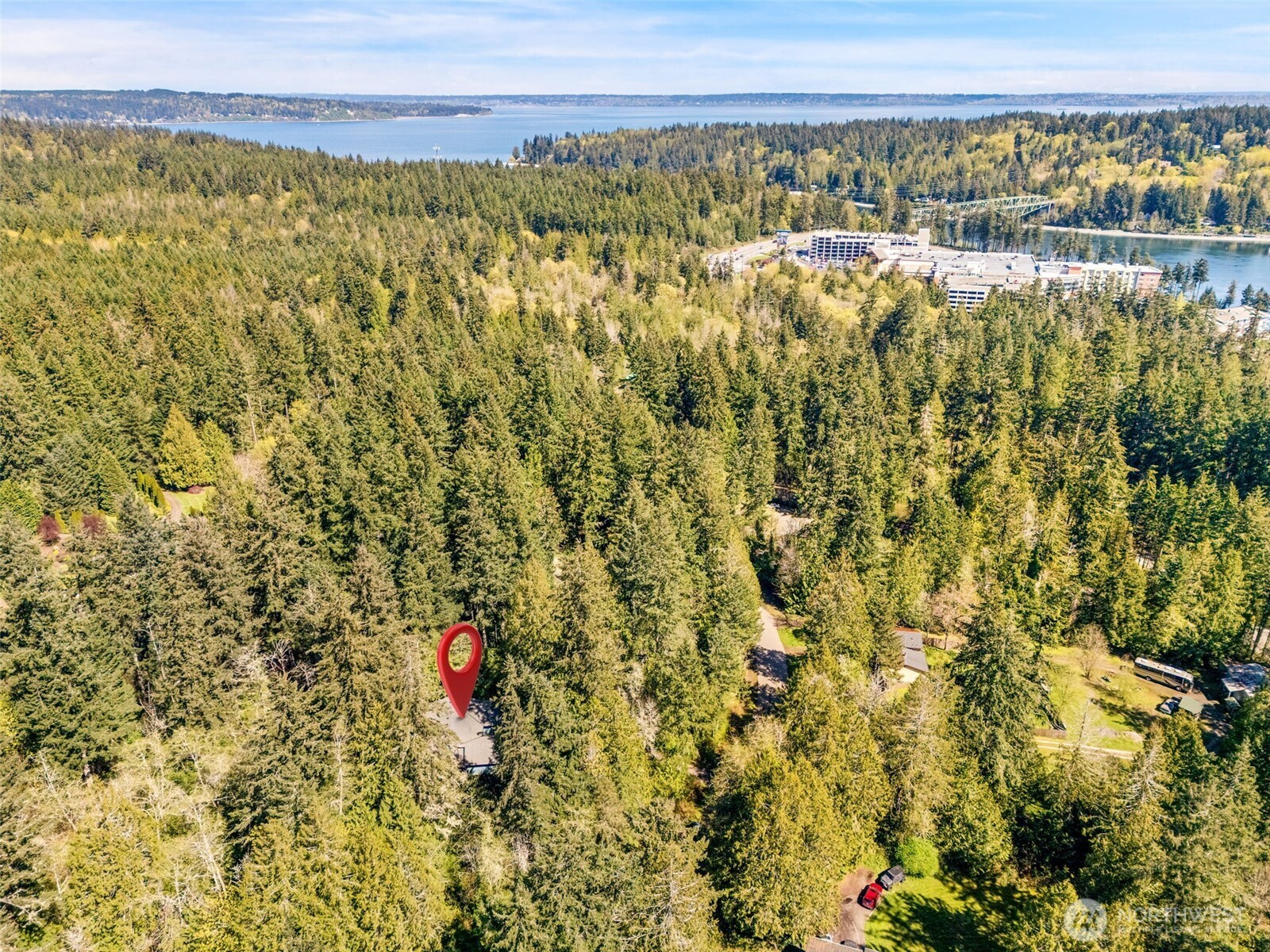 5496 NE Laura Loop , Poulsbo, WA 98370
