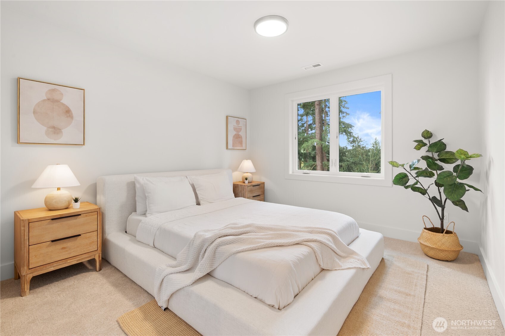 20371 80th Avenue NE, Kenmore, WA 98028