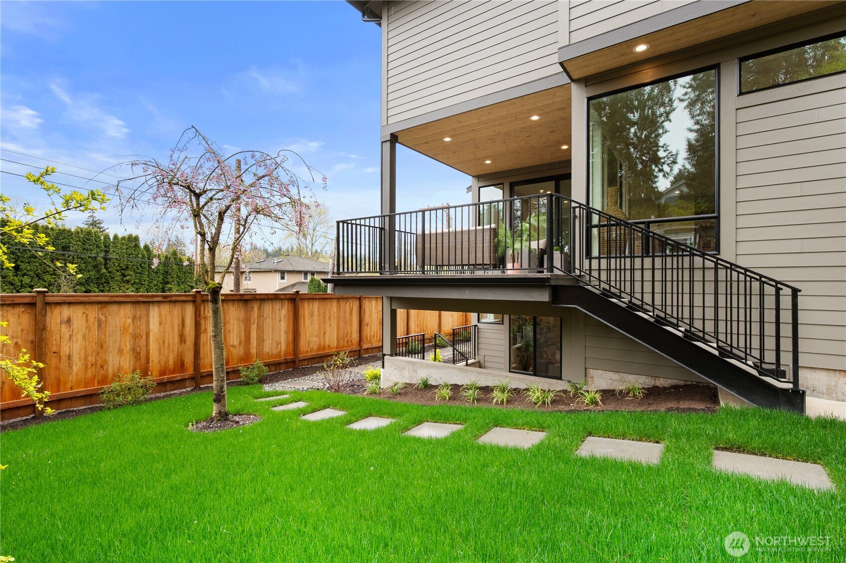 20371 80th Avenue NE, Kenmore, WA 98028