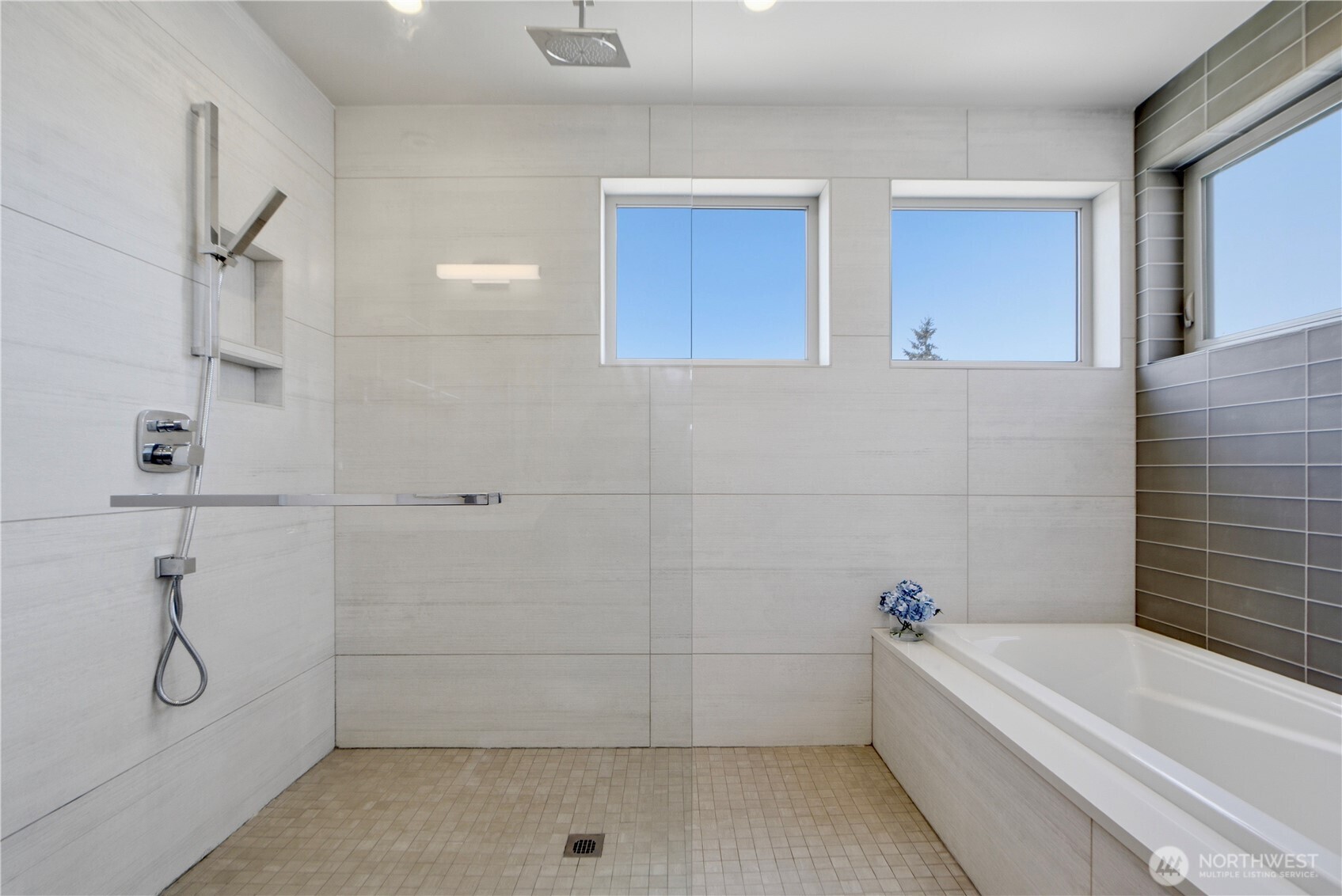 7729 16th Avenue NW, Seattle, WA 98117