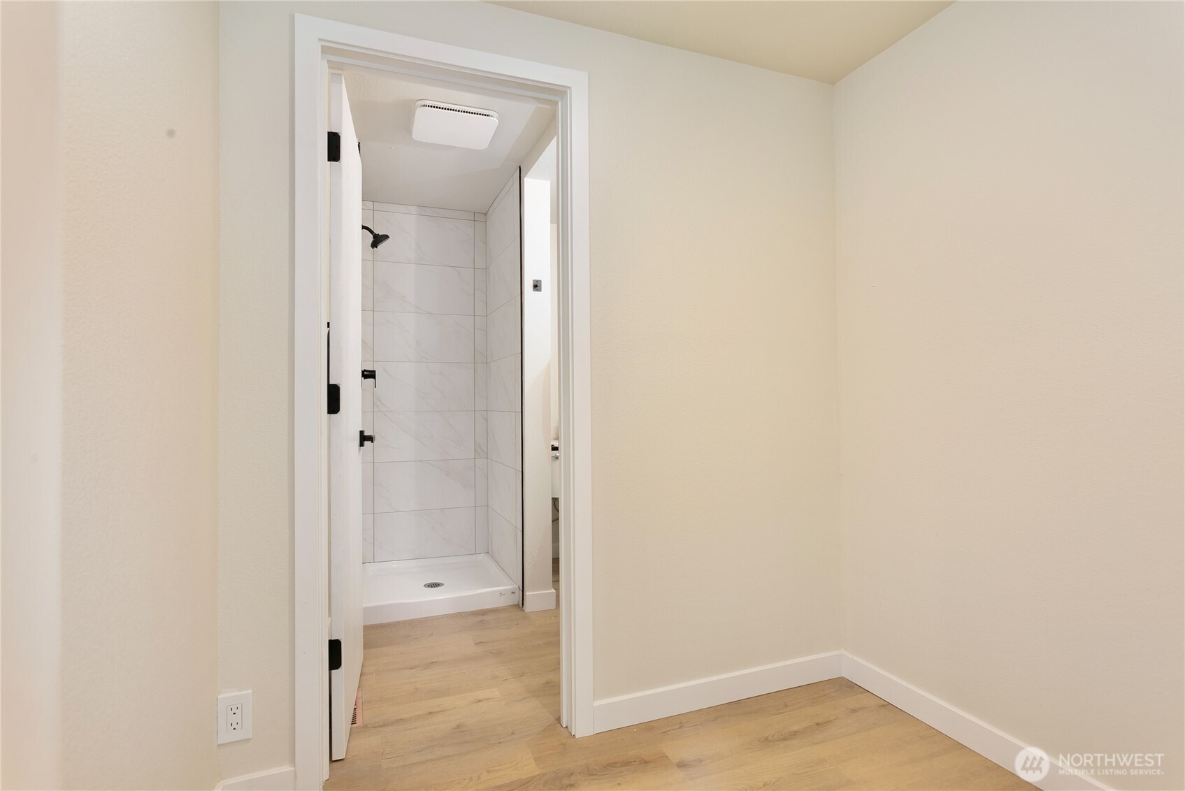 5804 51st Avenue NW, Gig Harbor, WA 98335