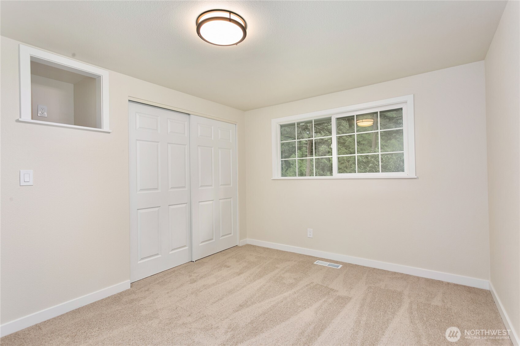 5804 51st Avenue NW, Gig Harbor, WA 98335