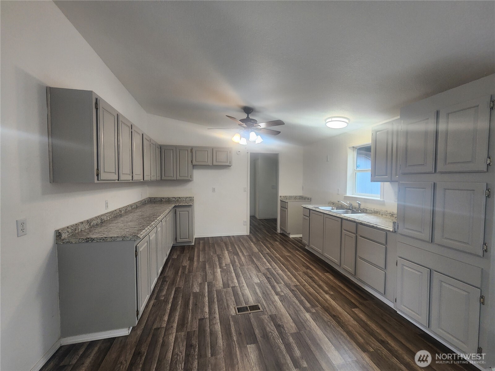 80 W Satsop Drive , Elma, WA 98541