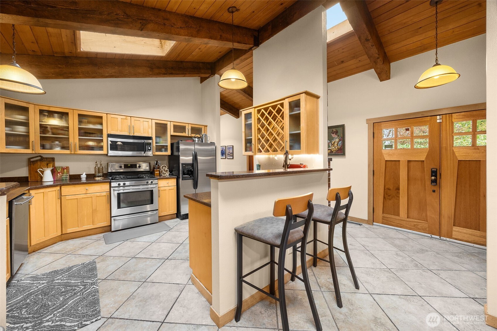 4775 NE 203rd Street , Lake Forest Park, WA 98155