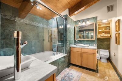 4775 NE 203rd Street , Lake Forest Park, WA 98155 - Photo 16