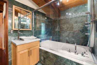 4775 NE 203rd Street , Lake Forest Park, WA 98155 - Photo 17