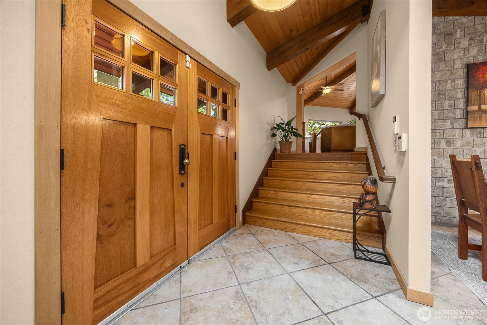 4775 NE 203rd Street , Lake Forest Park, WA 98155