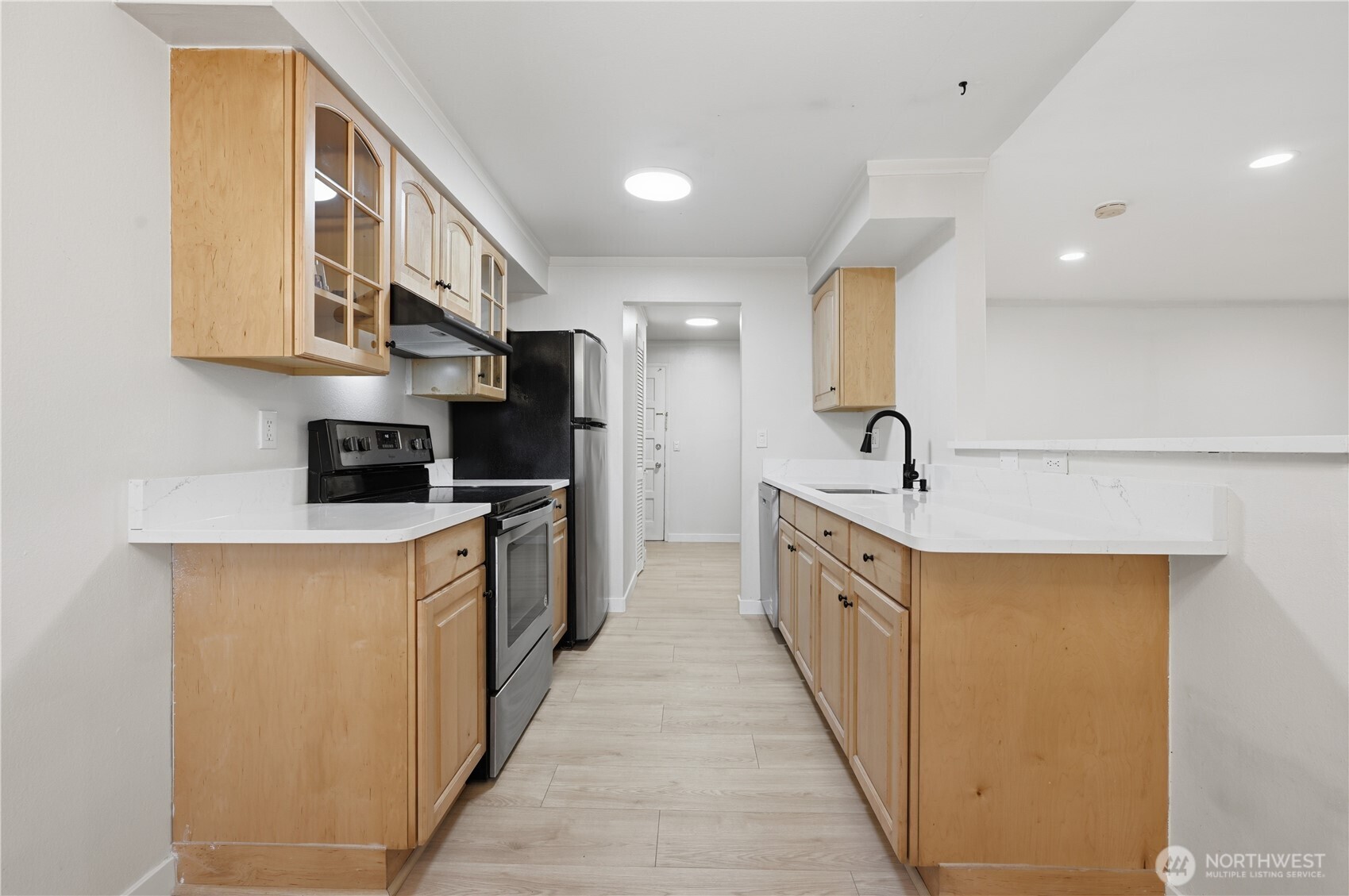 17203 NE 45th St #43, Redmond, WA 98052